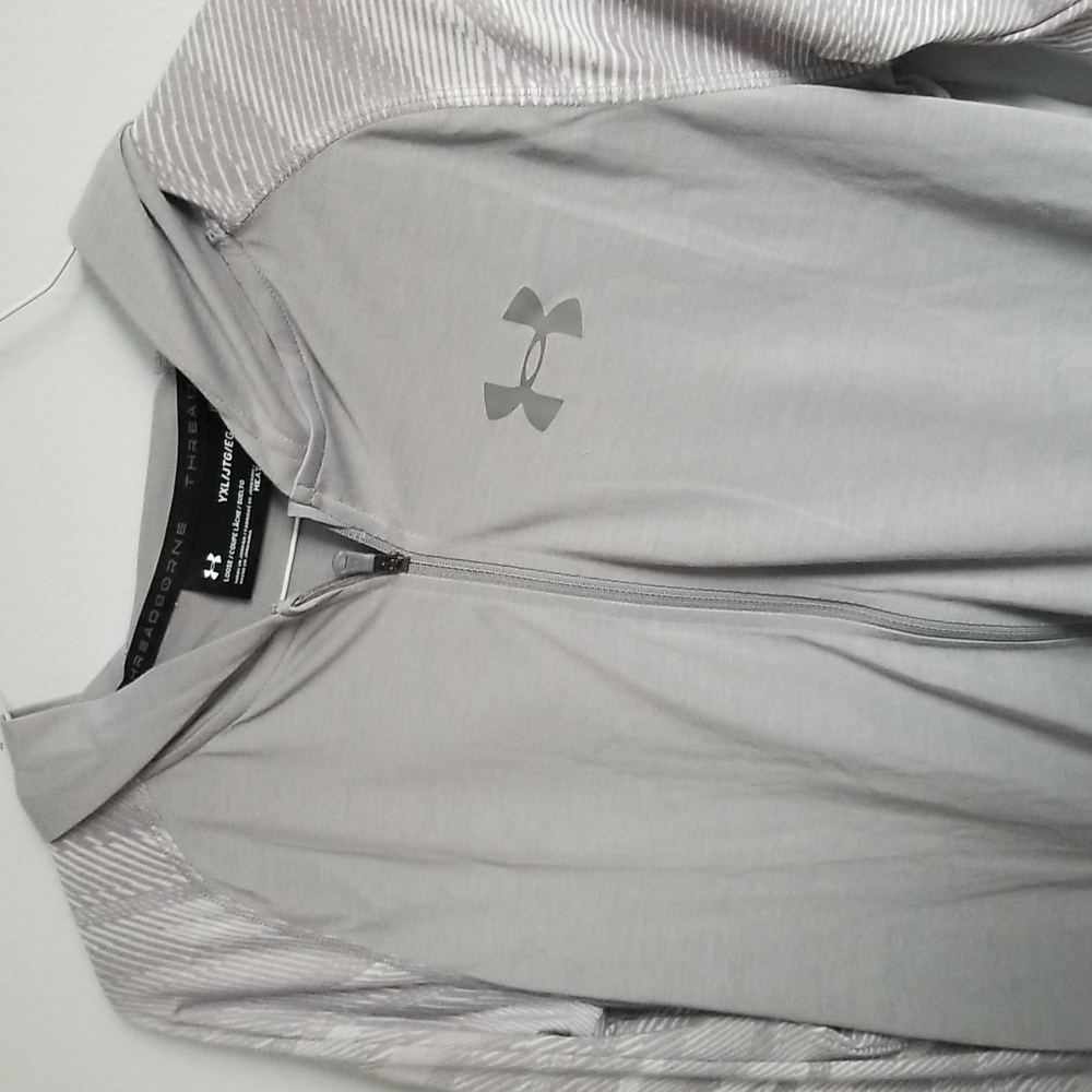 UNDER ARMOUR LIGHTWEIGHT ZIPPERED SWEATSHIRT